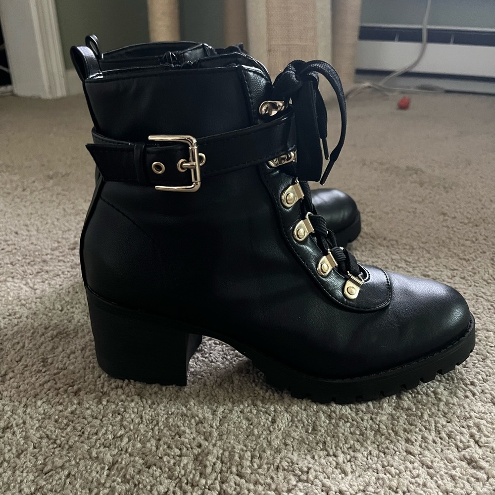 Comfortable Healed Boots